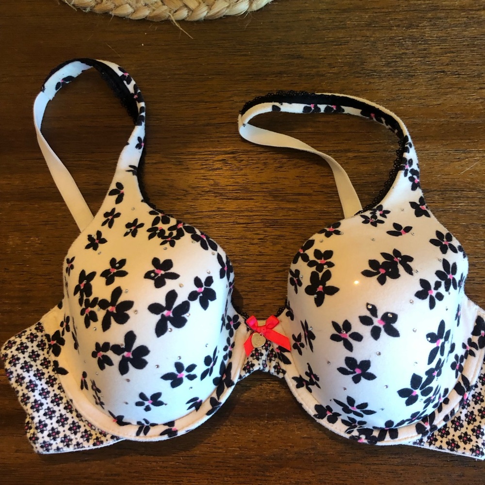 Victoria's Secret White Floral Padded Underwire Bra with Black & Pink Accents
